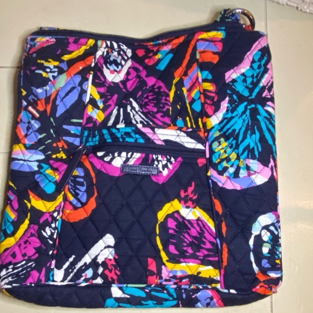 Vera Bradley Hipster Crossbody.
Colorful butterfly pattern. NWT